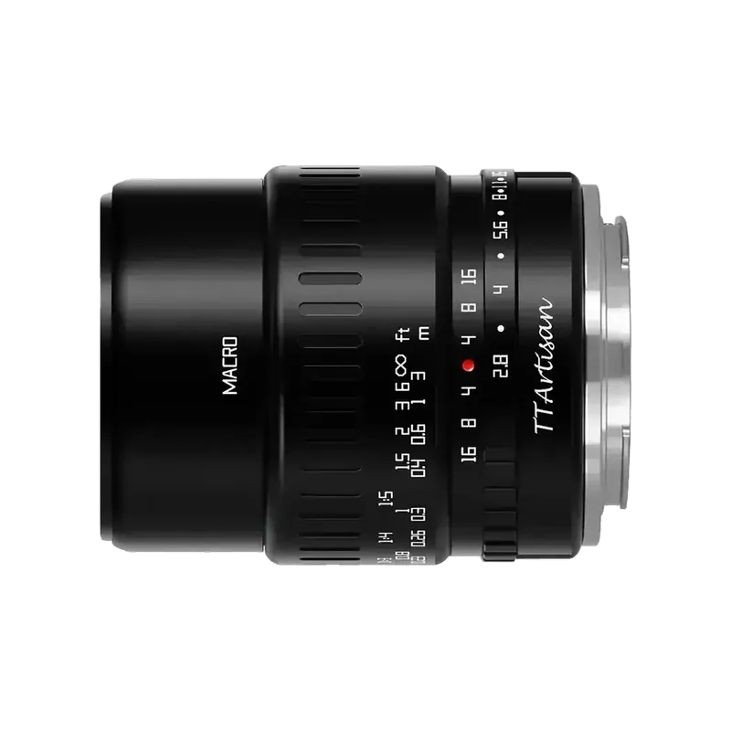 APS-C 40mm F2.8 Macro